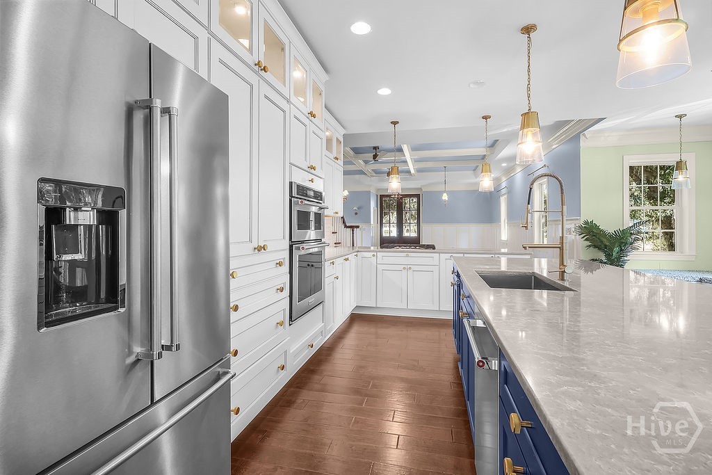 3217 Coopers Point Drive