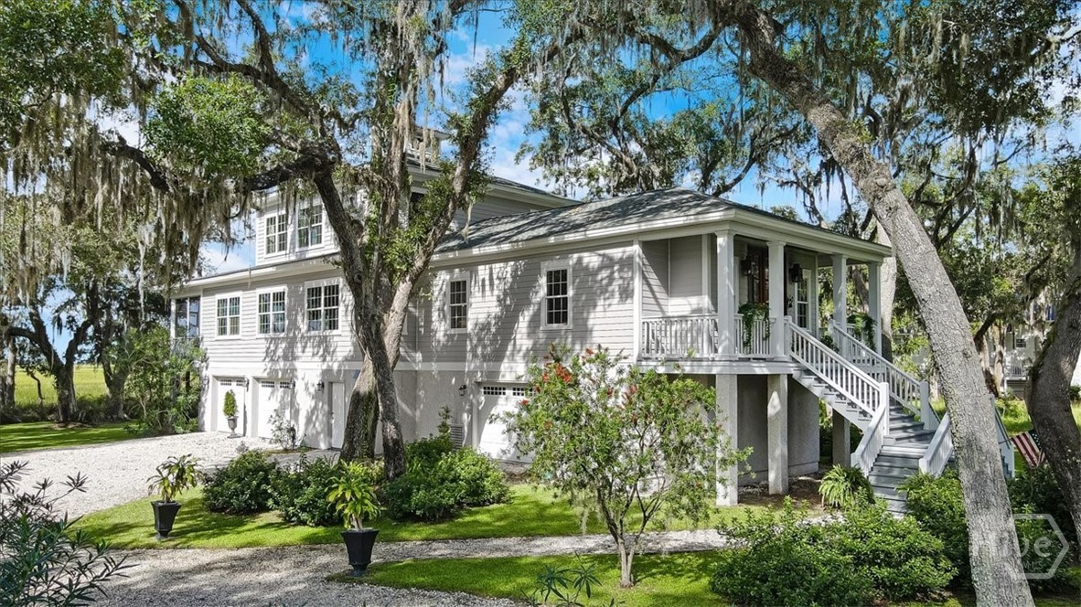3217 Coopers Point Drive