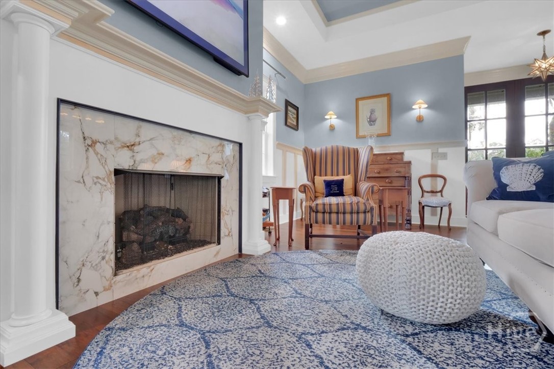 3217 Coopers Point Drive