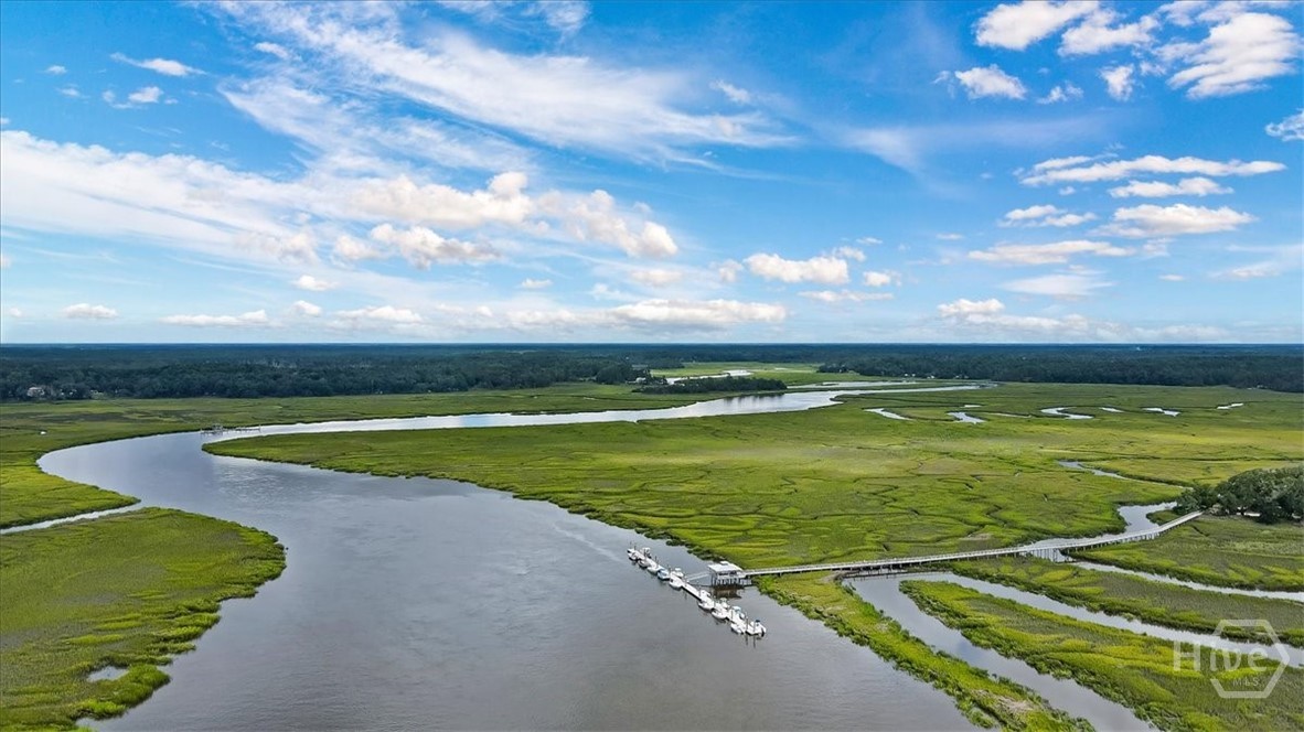 3217 Coopers Point Drive