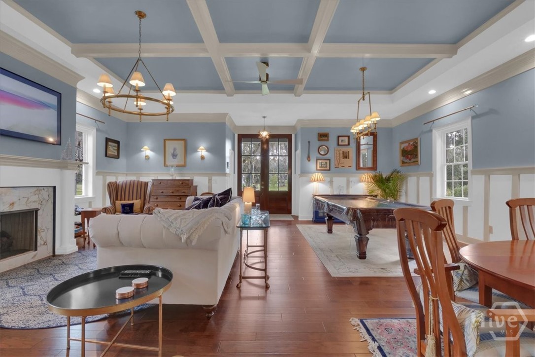 3217 Coopers Point Drive