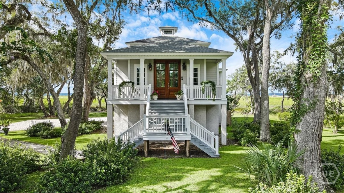 3217 Coopers Point Drive