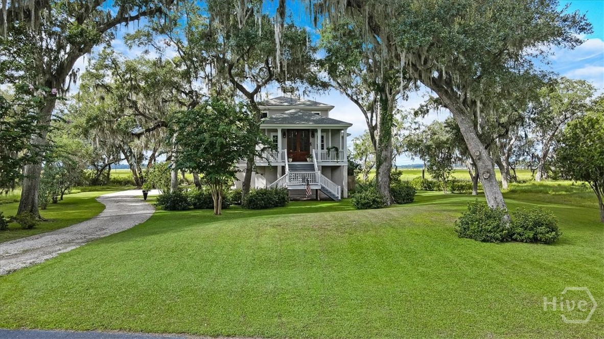 3217 Coopers Point Drive