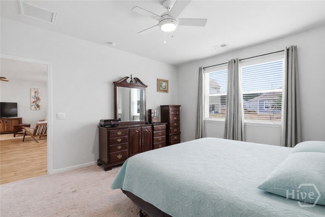 105 Coopers Rise