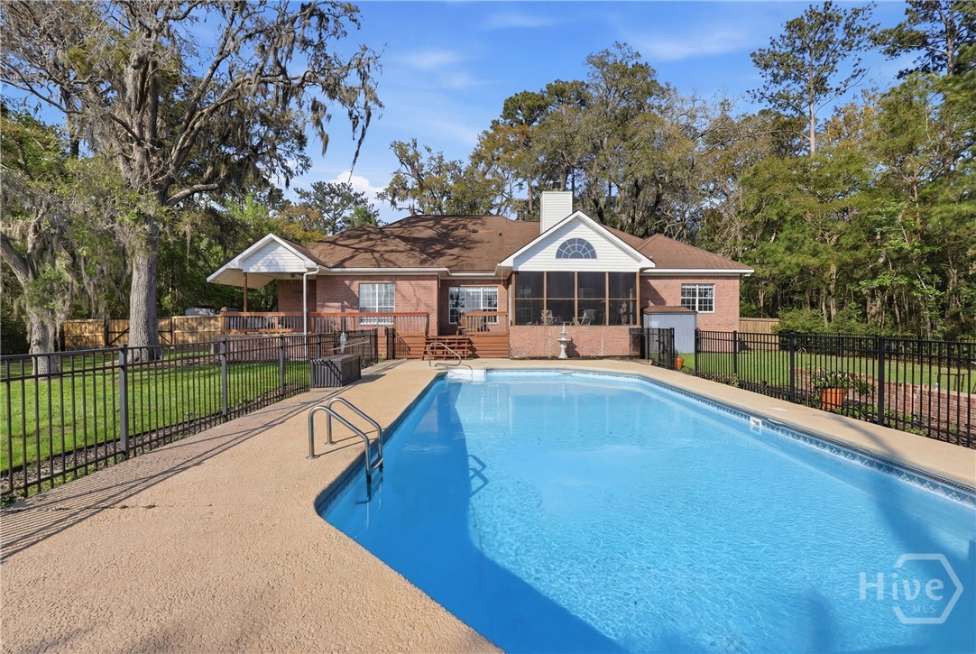 115 Pinetree Road