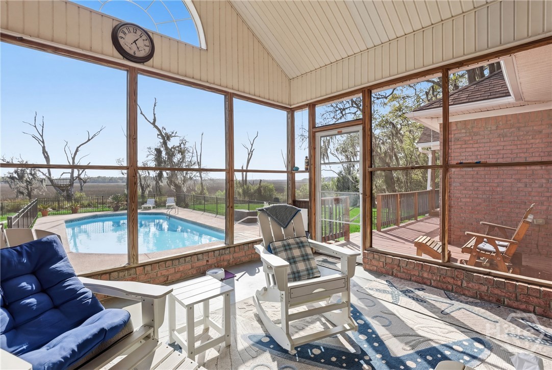115 Pinetree Road