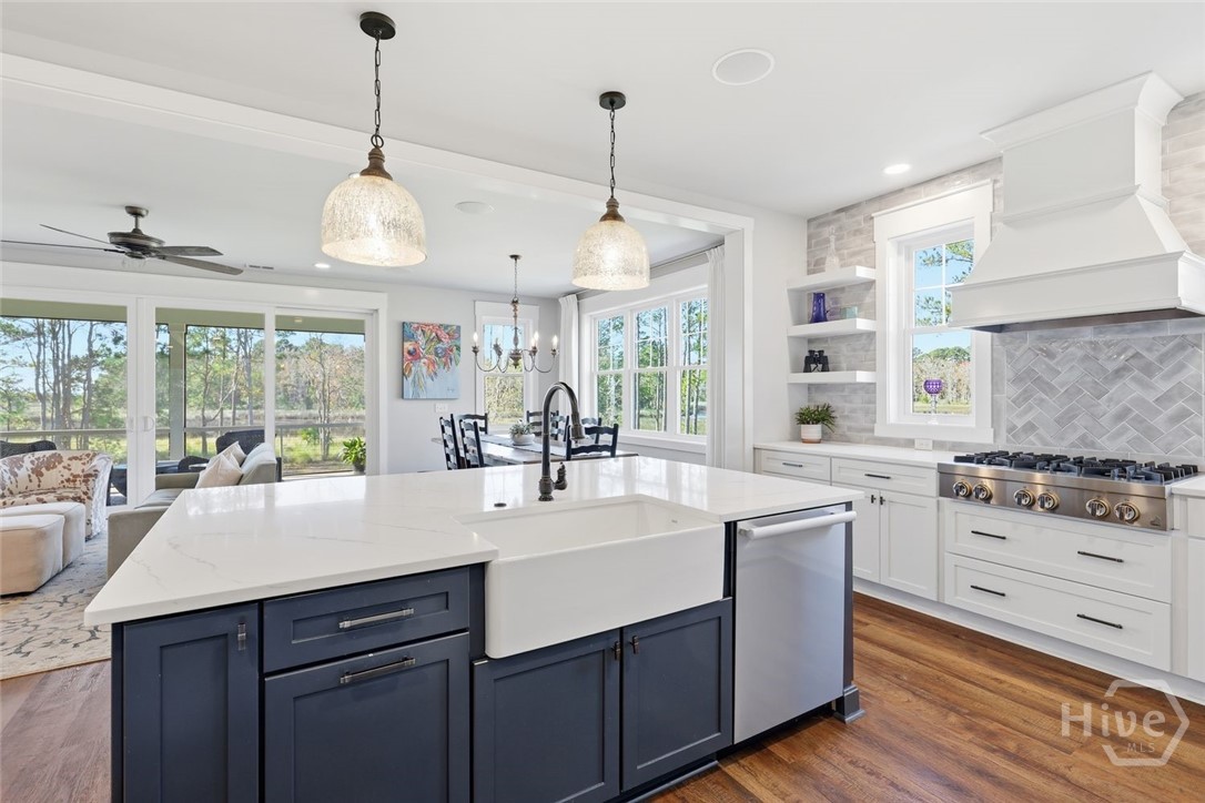 492 Hunter's Loop Drive