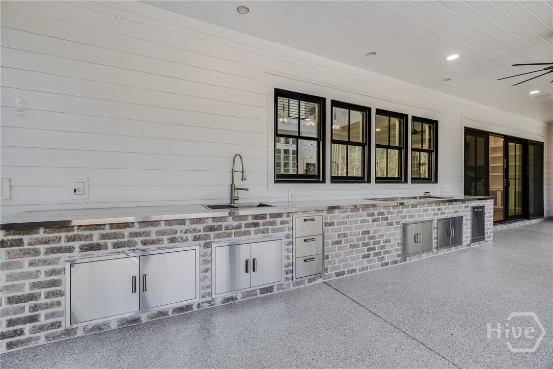 106 Greenhill Close