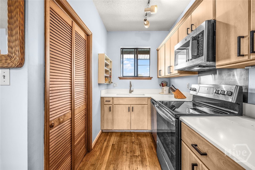 601 6th Street B