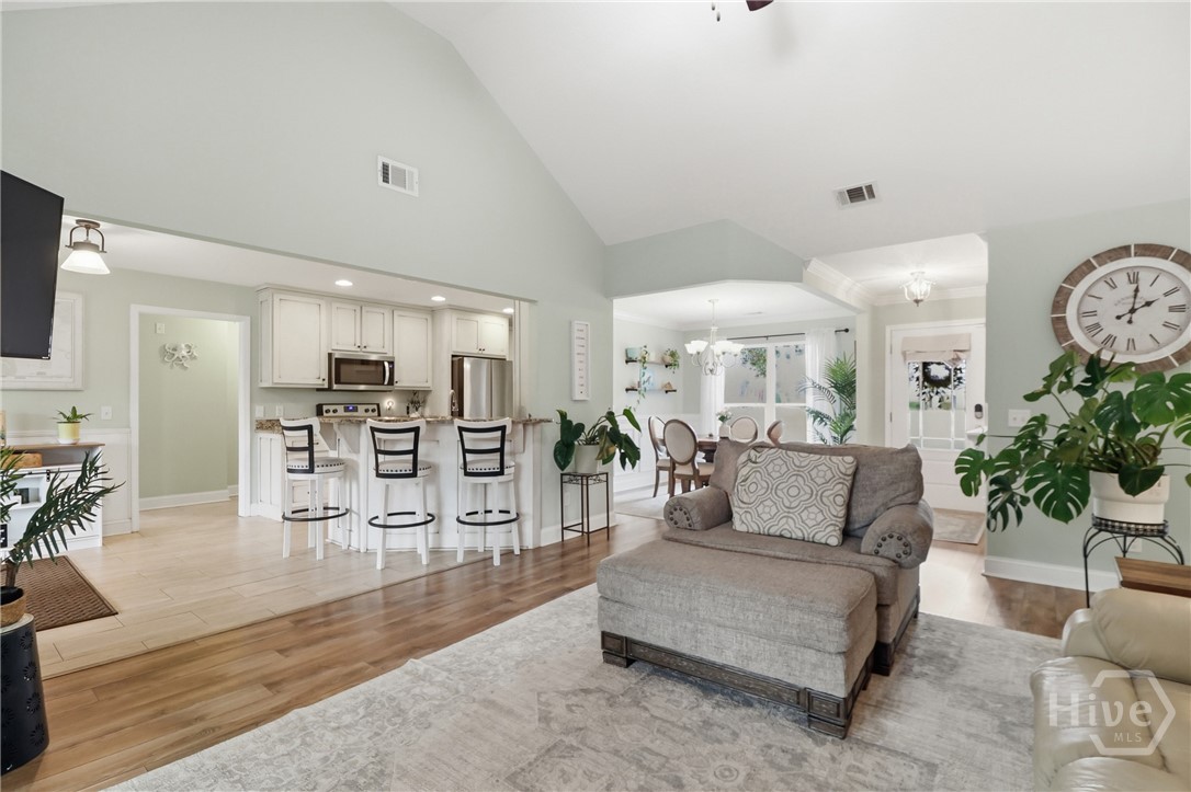 3246 Midland Road