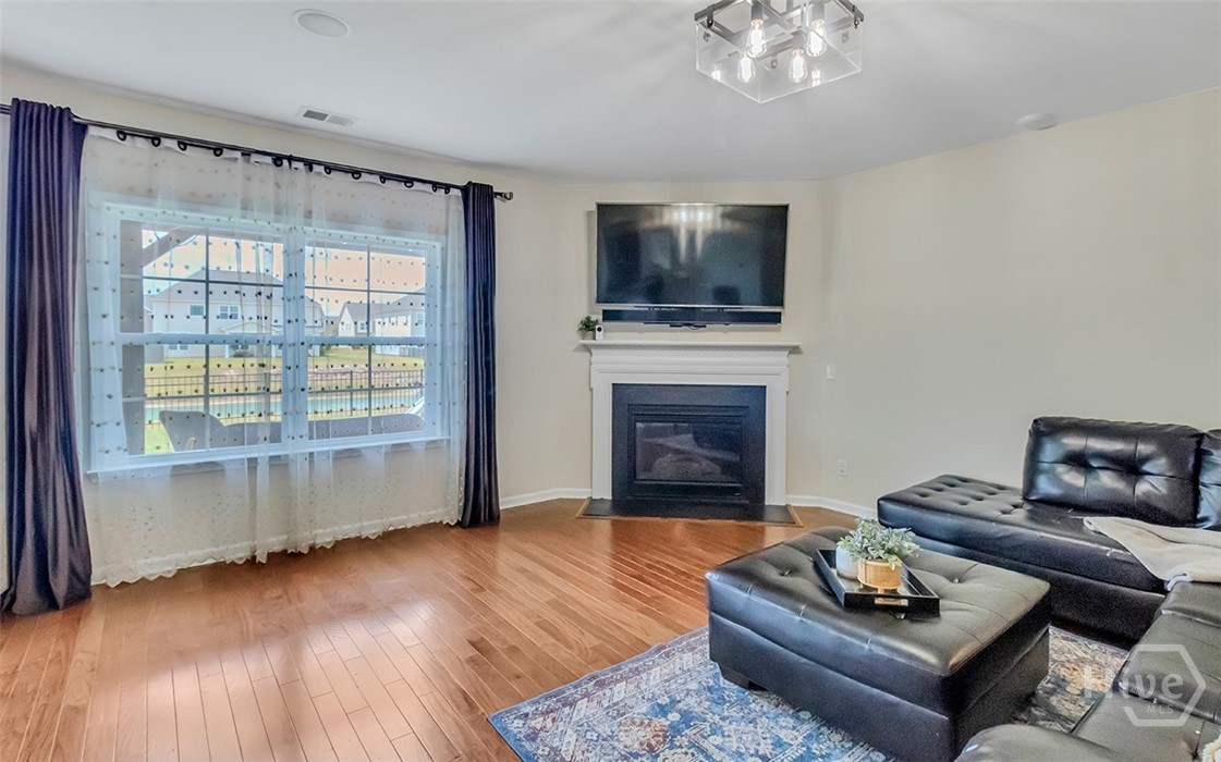 112 Winslow Circle