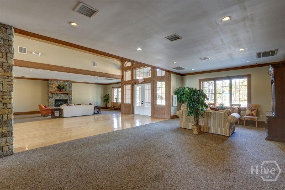 112 Winslow Circle