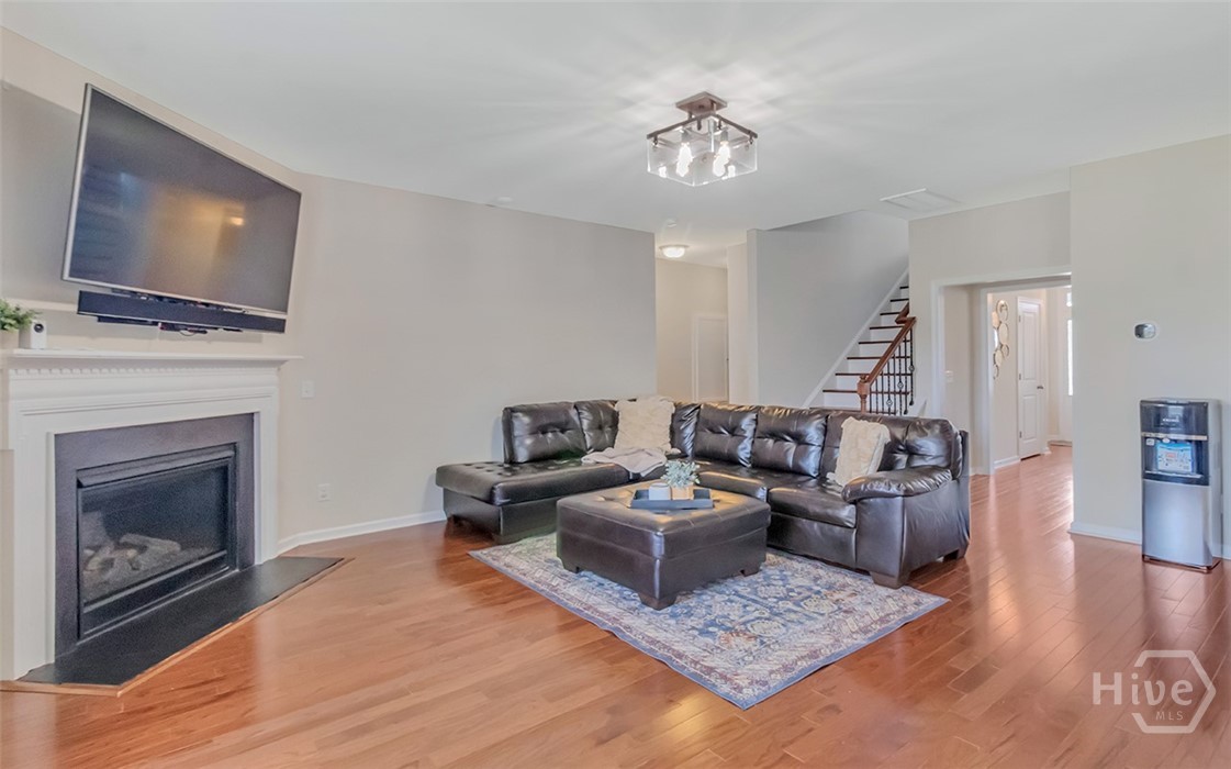 112 Winslow Circle