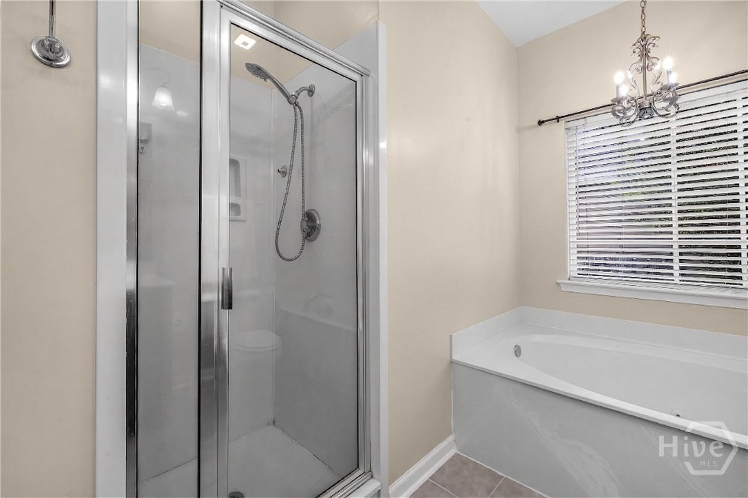 122 Willow Point Circle