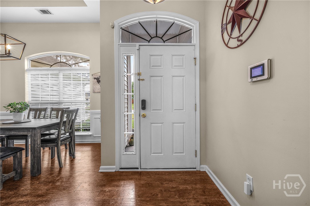 122 Willow Point Circle