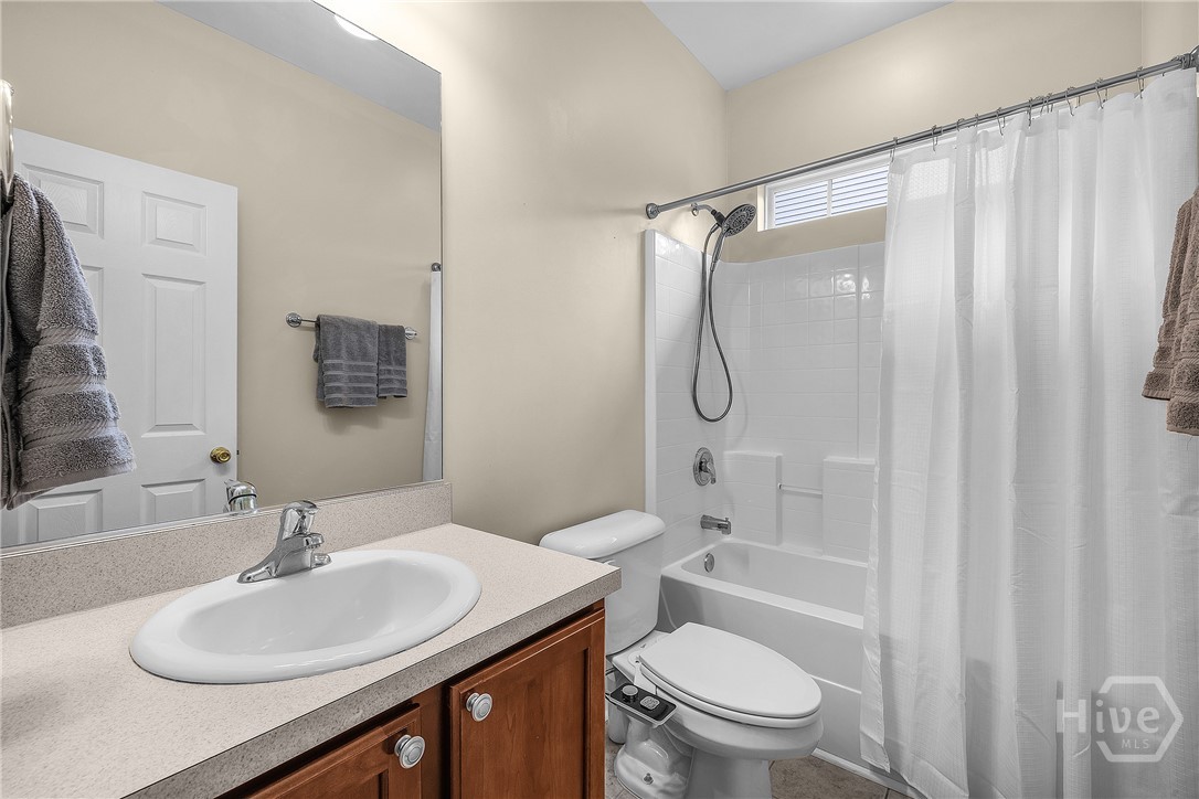 122 Willow Point Circle