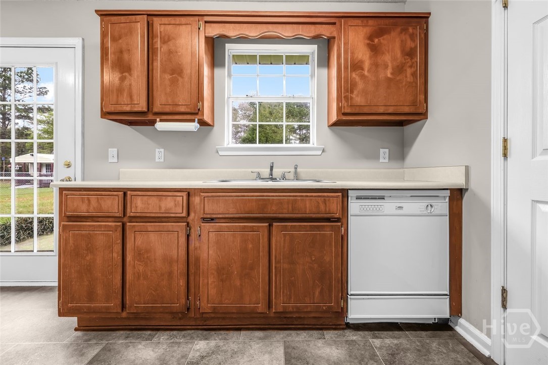 115 High Pointe Drive