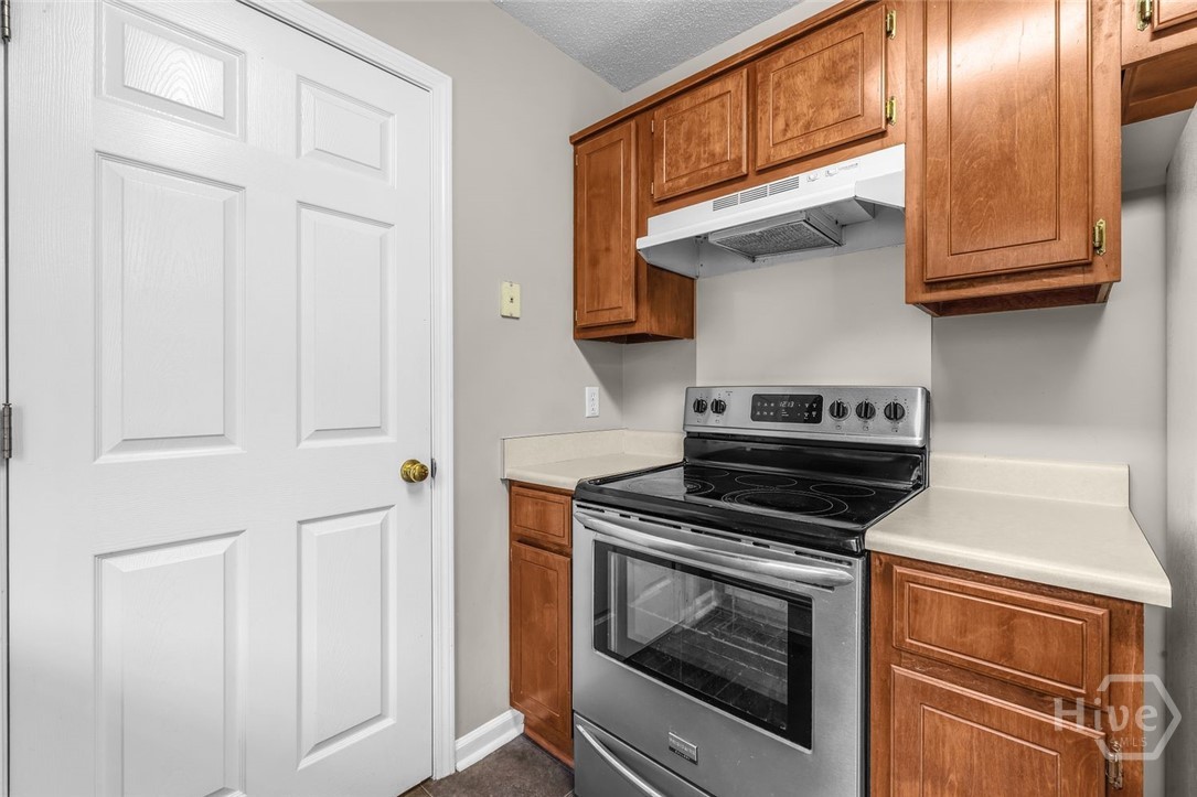 115 High Pointe Drive