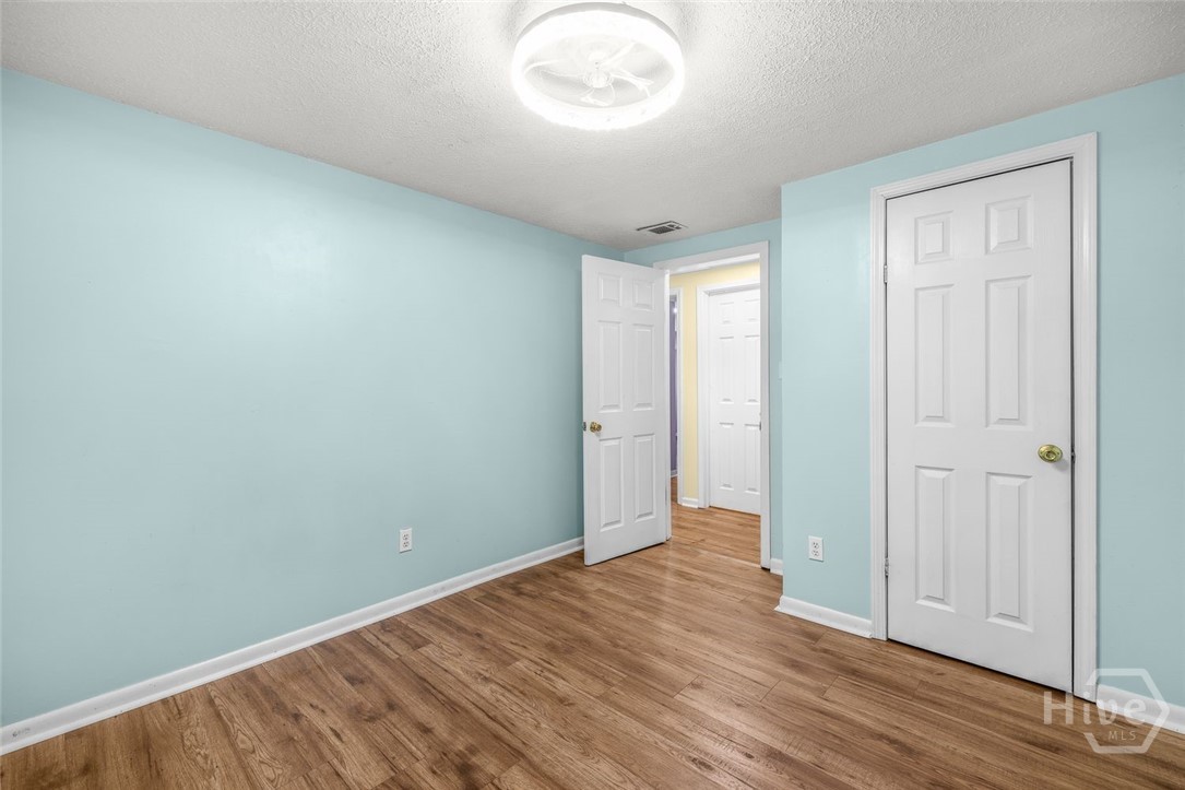 402 N Sangrena Drive