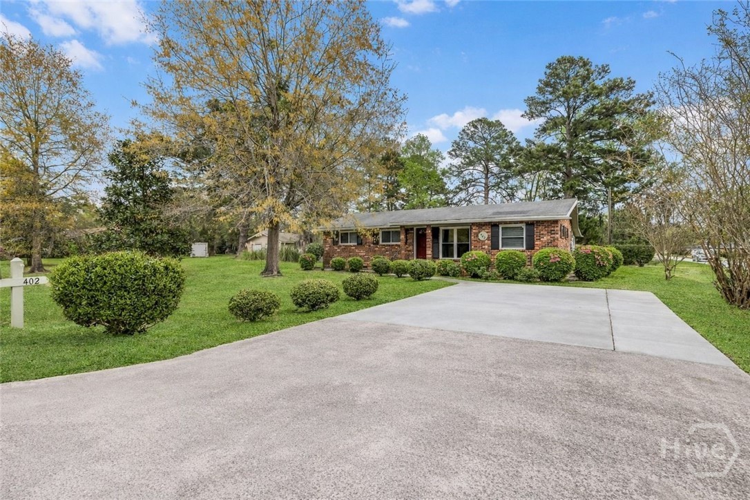 402 N Sangrena Drive
