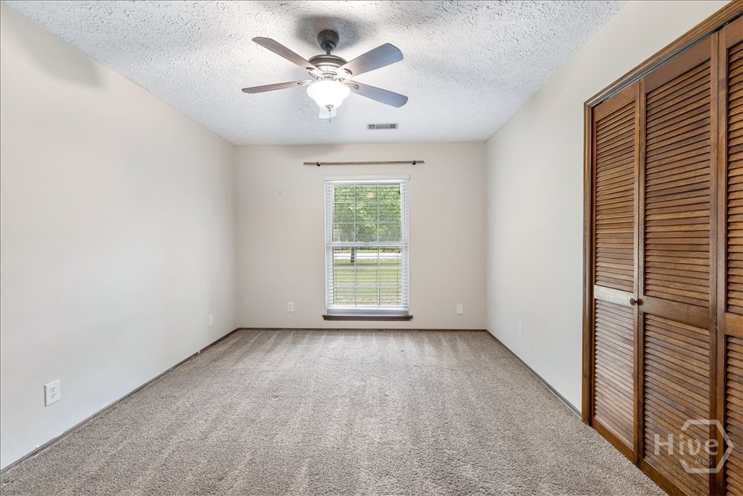 84 Arden Loop Circle