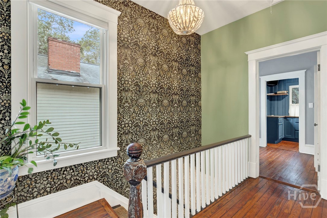 631 E 37th Street
