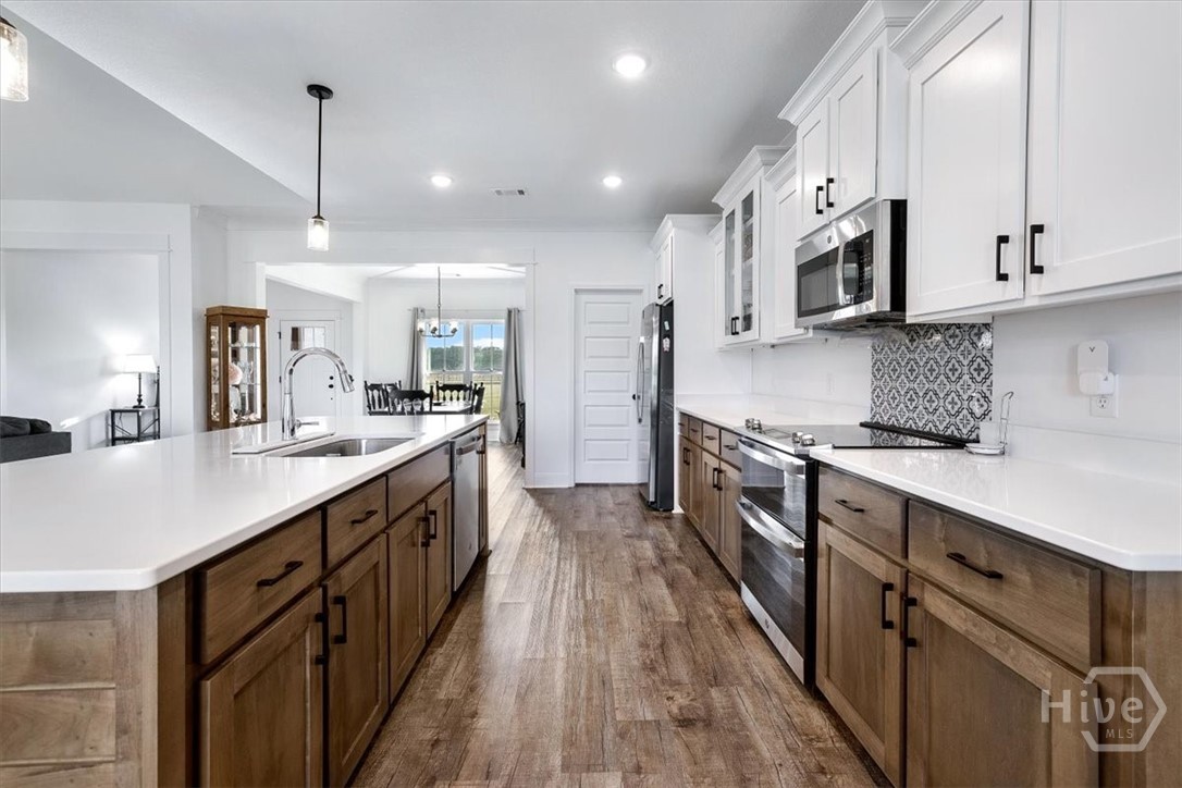 6984 Old River Rd S Road