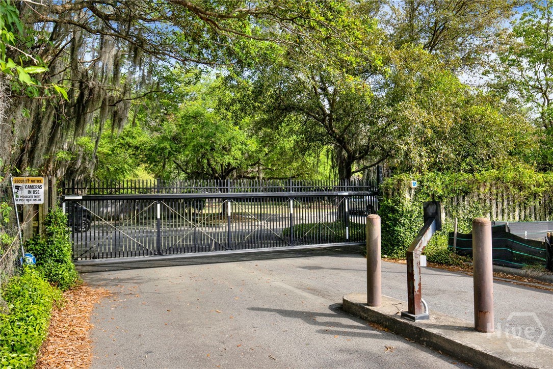 1835 Skidaway Road 206