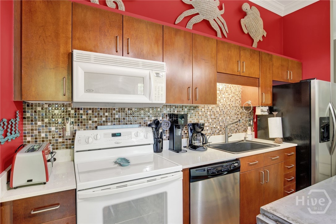 1835 Skidaway Road 206