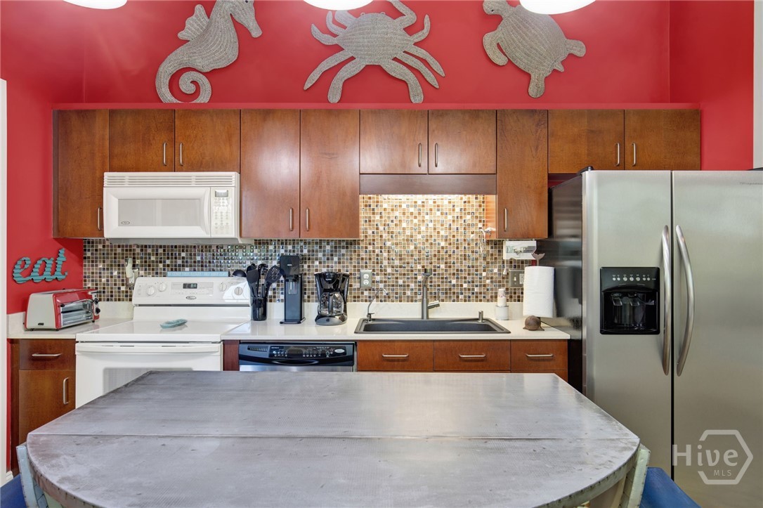 1835 Skidaway Road 206
