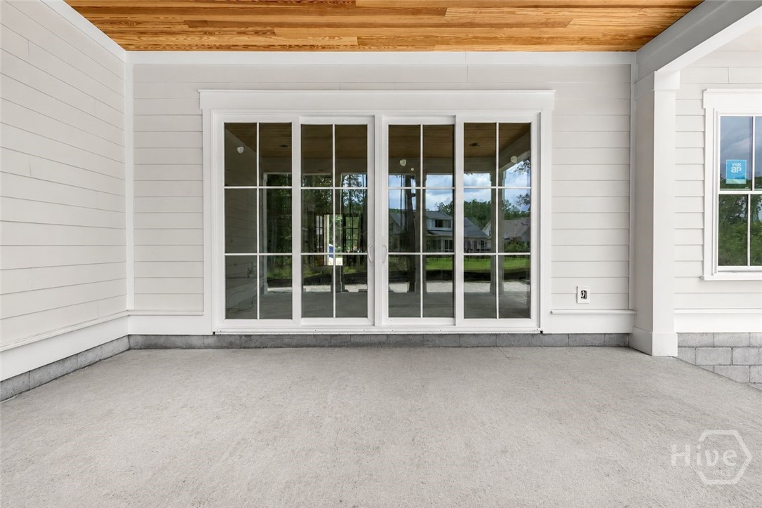 4 Oak Leaf Place