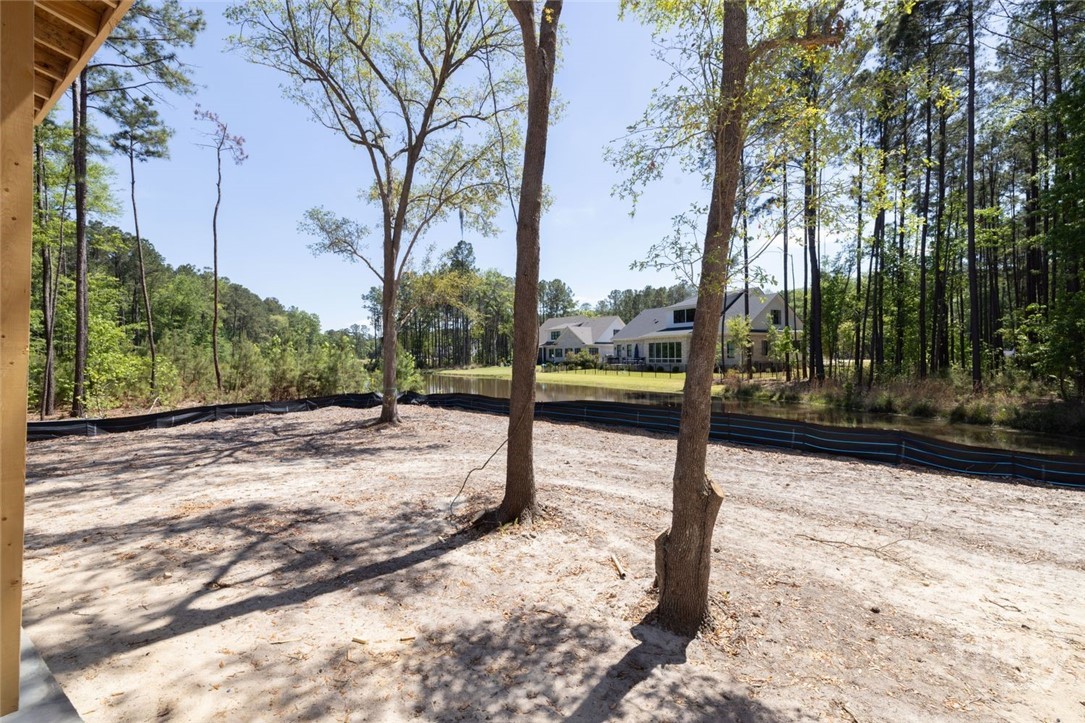 4 Oak Leaf Place