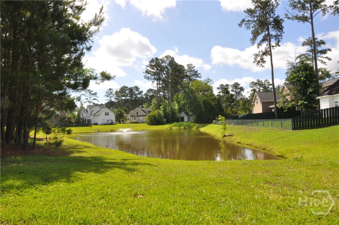 8 Lonnie Drive
