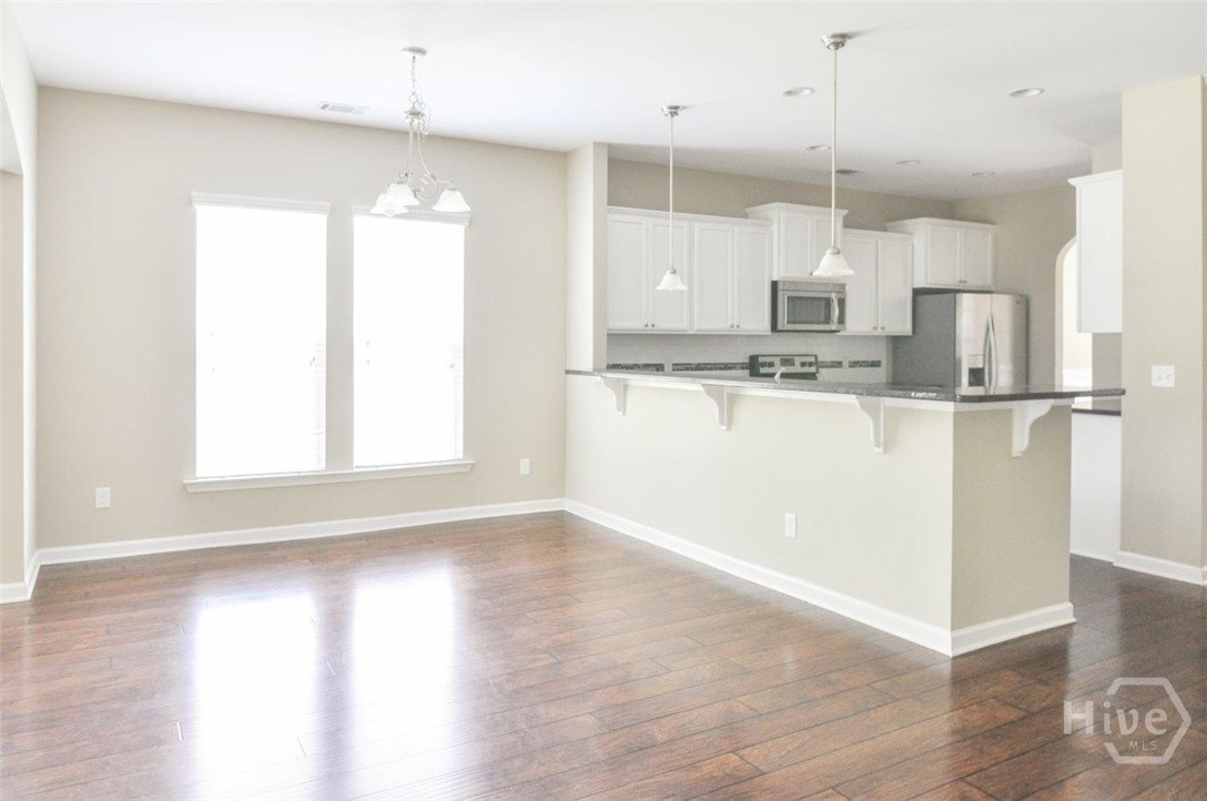 8 Lonnie Drive