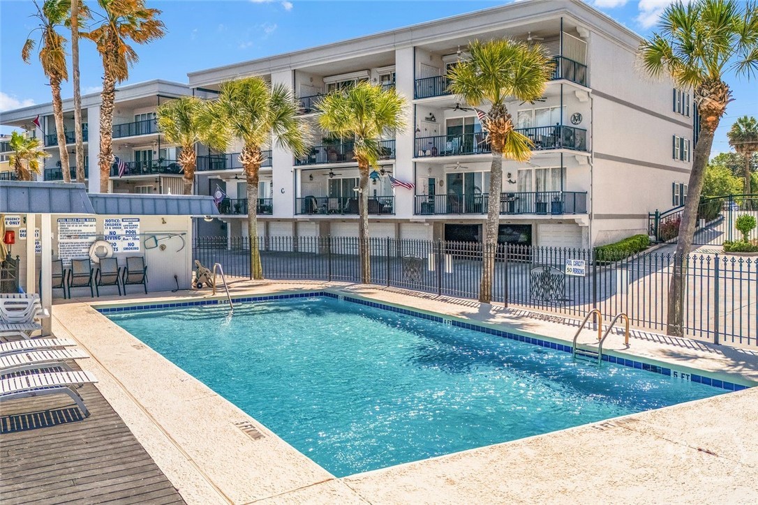 2902 River Drive B-301