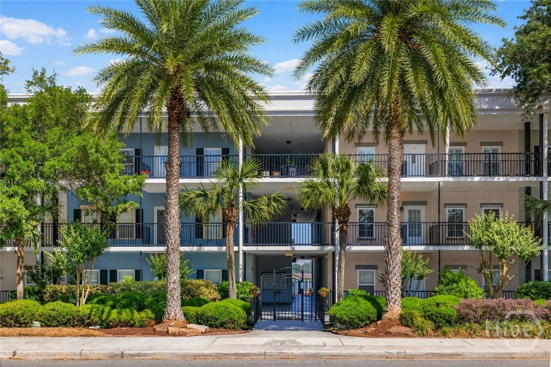 2902 River Drive B-301