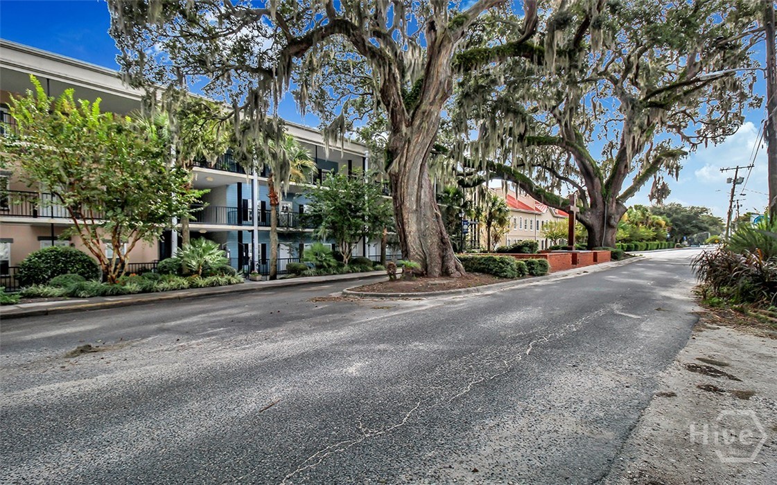 2902 River Drive B-301