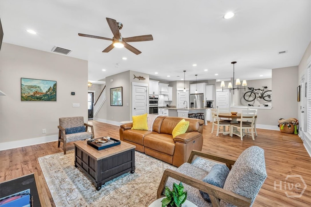 112 Canter Court