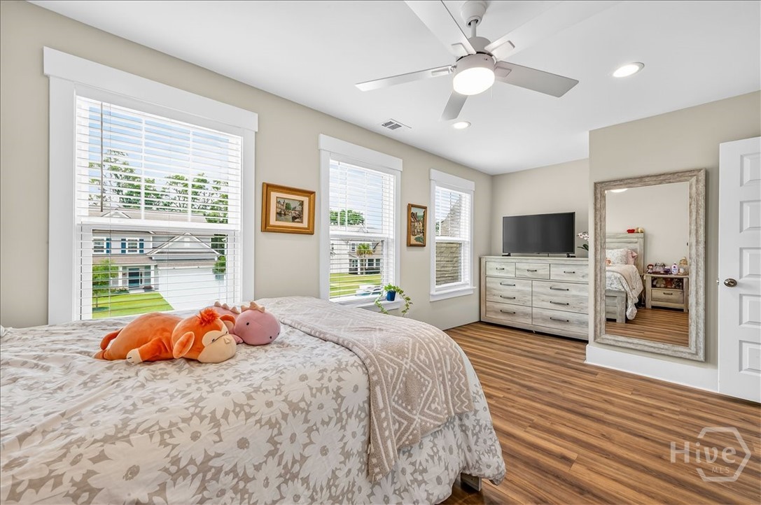 112 Canter Court