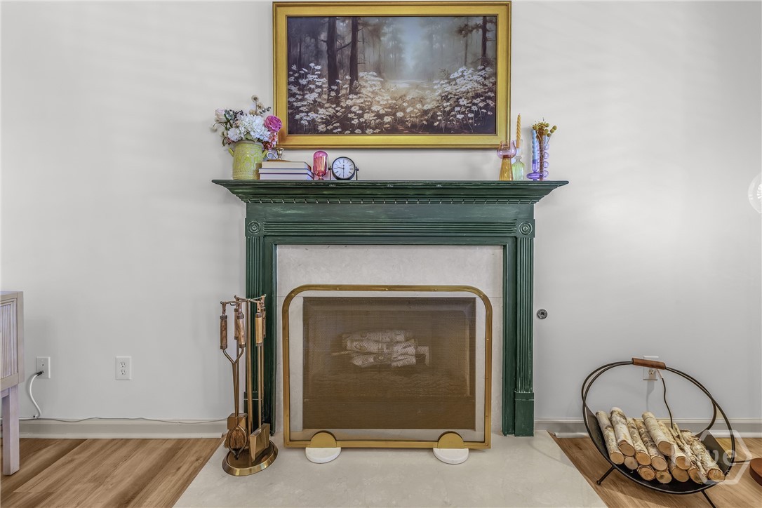 37 5th Avenue