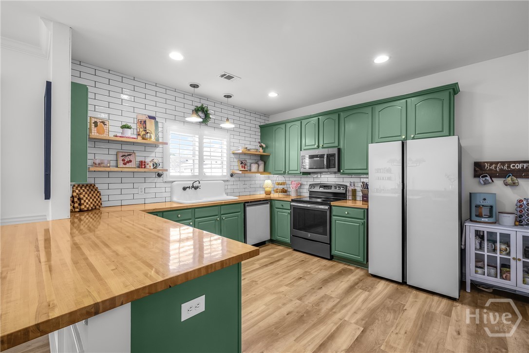 37 5th Avenue
