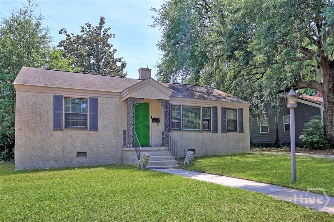 2337 E 40th Street