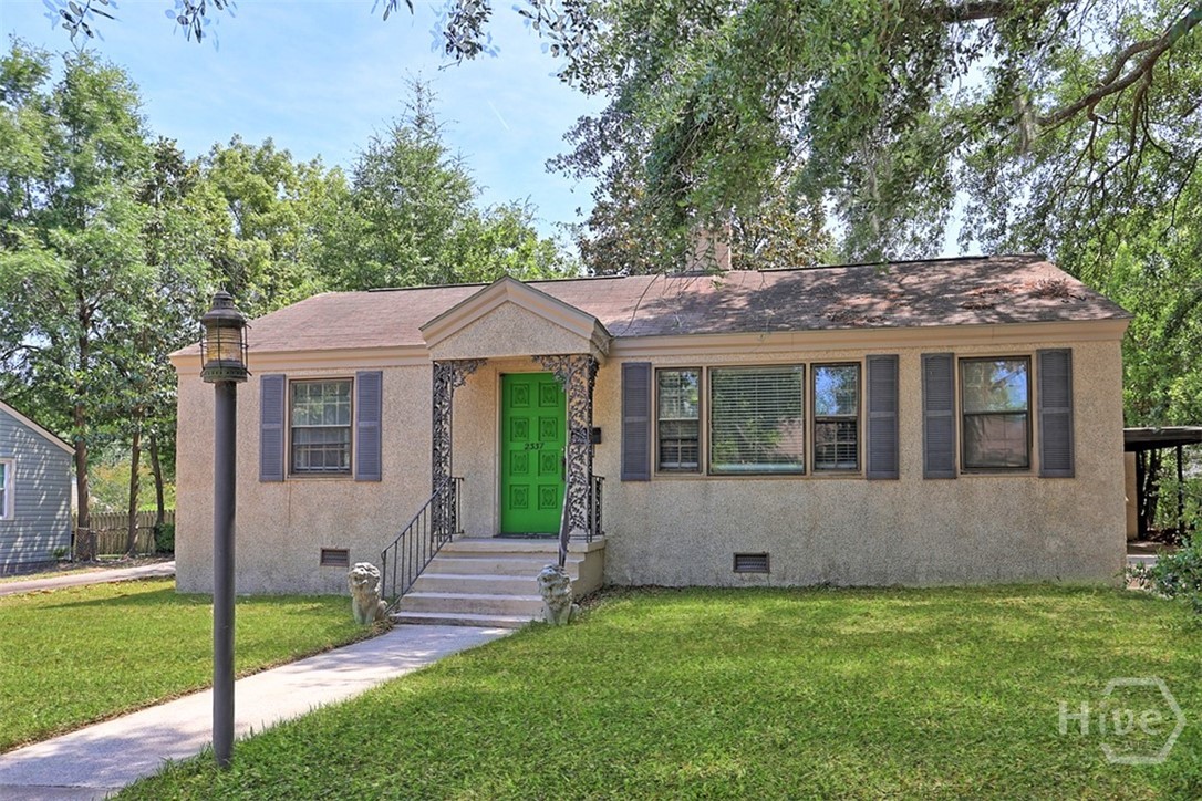 2337 E 40th Street