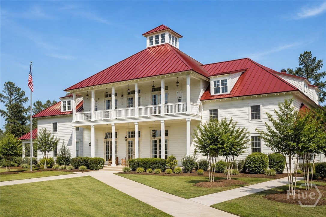 100 Woodside Cove