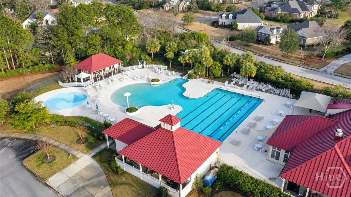 102 Woodside Cove