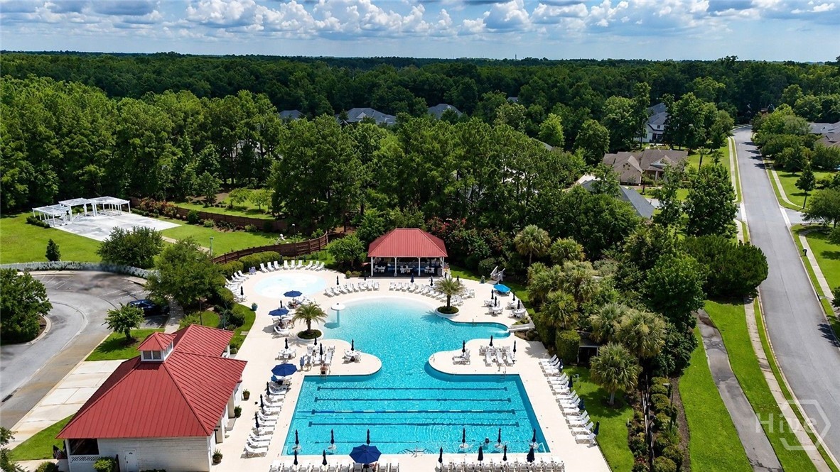 102 Woodside Cove