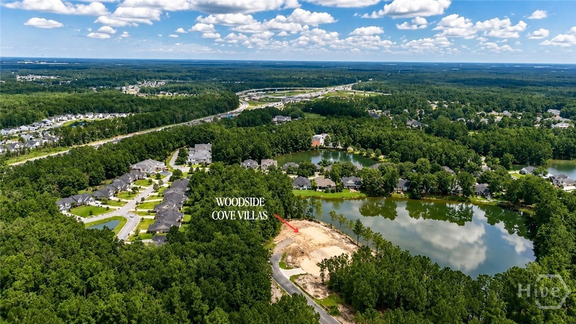 102 Woodside Cove