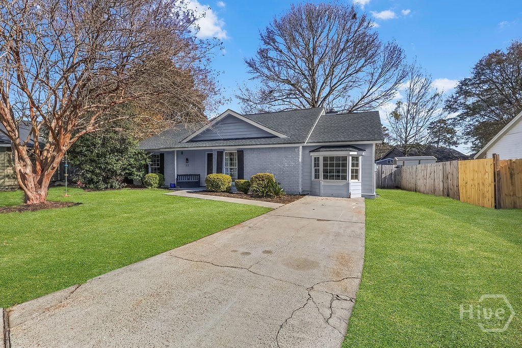 12 English Saddle Court