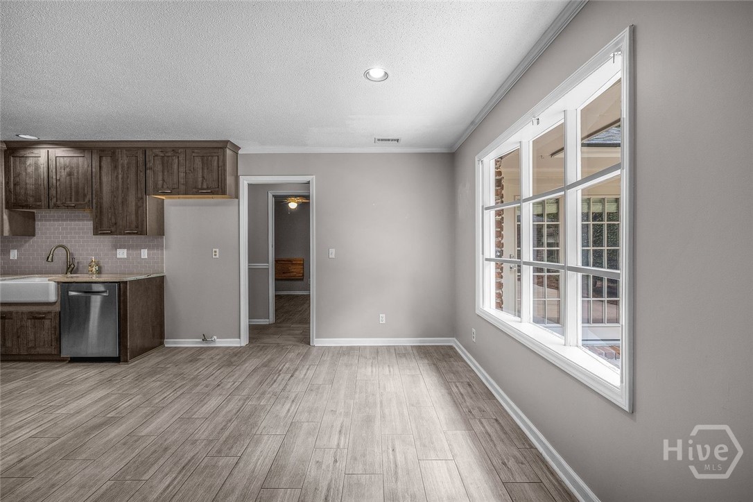 301 Wellington Road