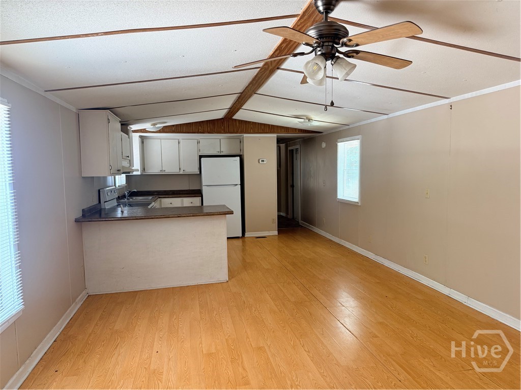 563 Kendricks Road